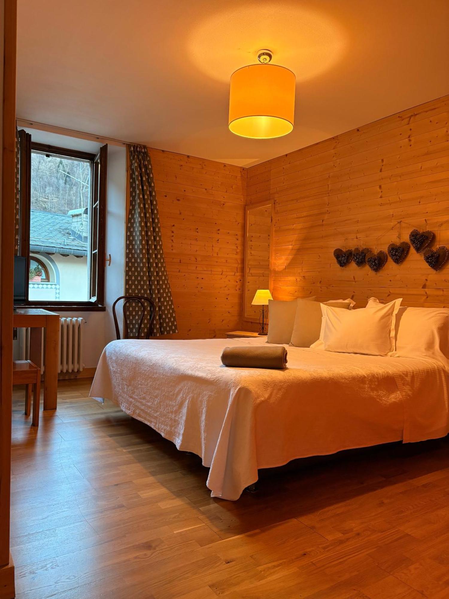 Hotel Pedretti Branzi Esterno foto