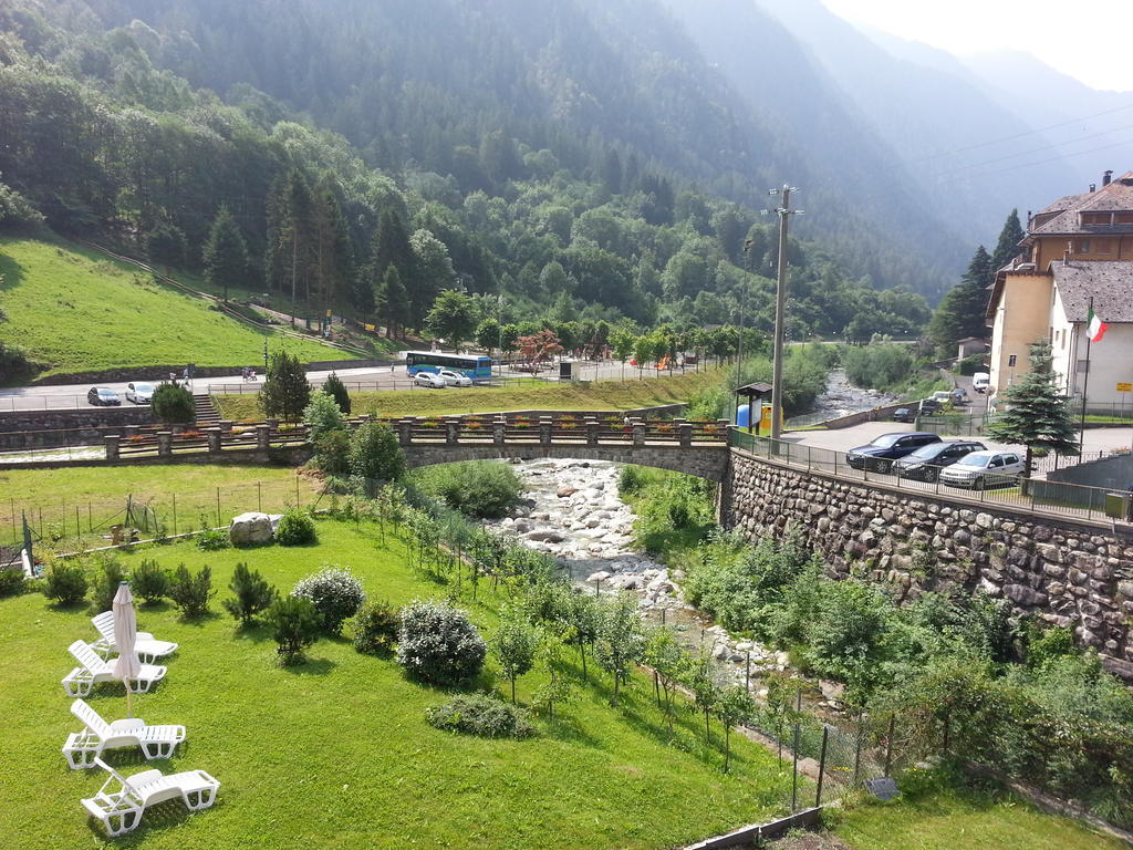 Hotel Pedretti Branzi Esterno foto