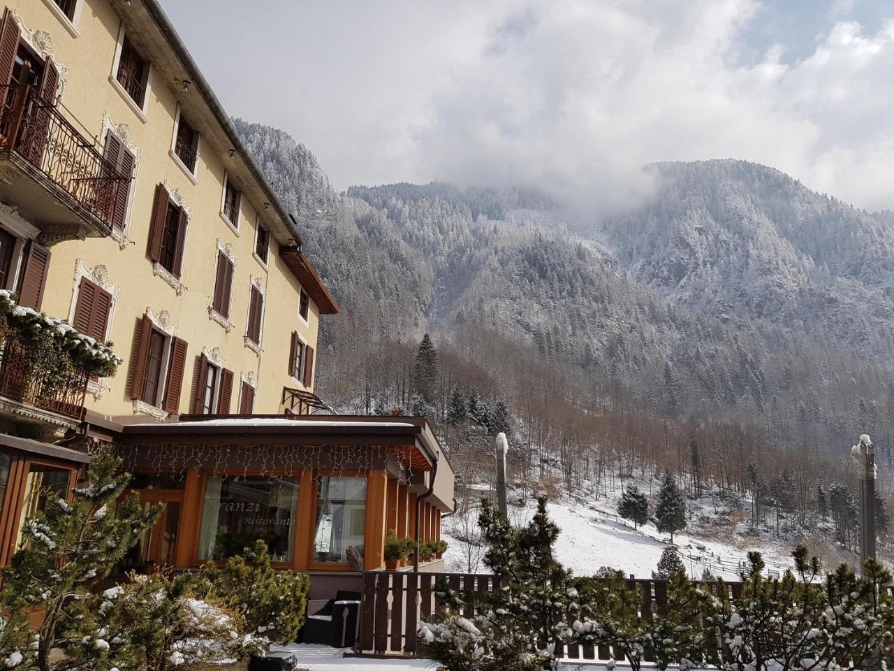 Hotel Pedretti Branzi Esterno foto