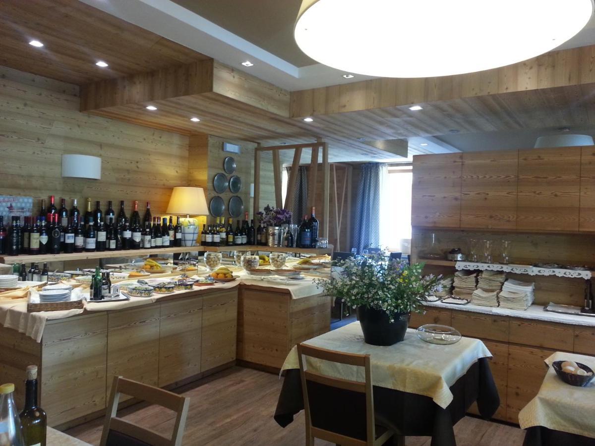 Hotel Pedretti Branzi Camera foto